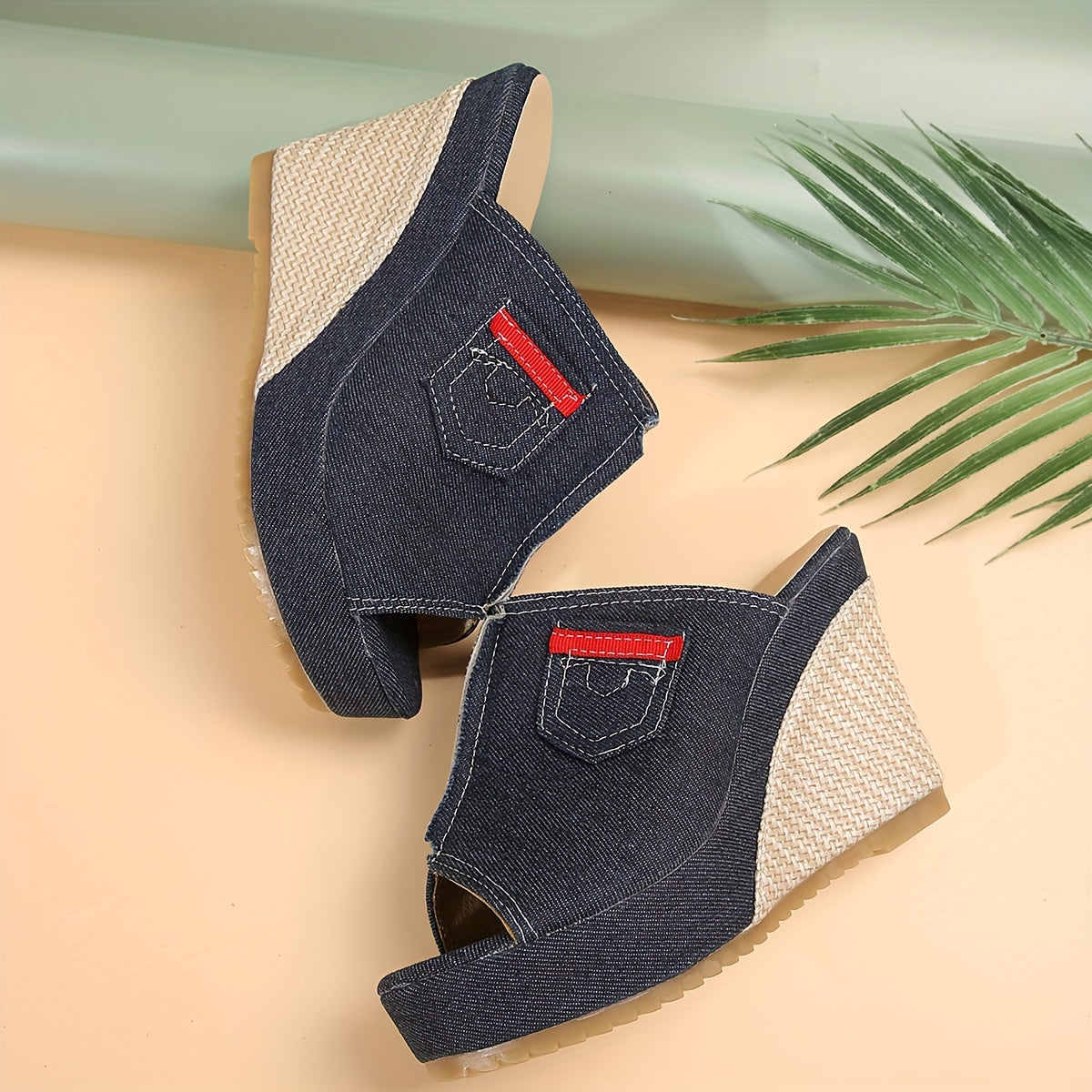 Espadrille-Plateau-Keilsandalen mit Denim-Taschendetails